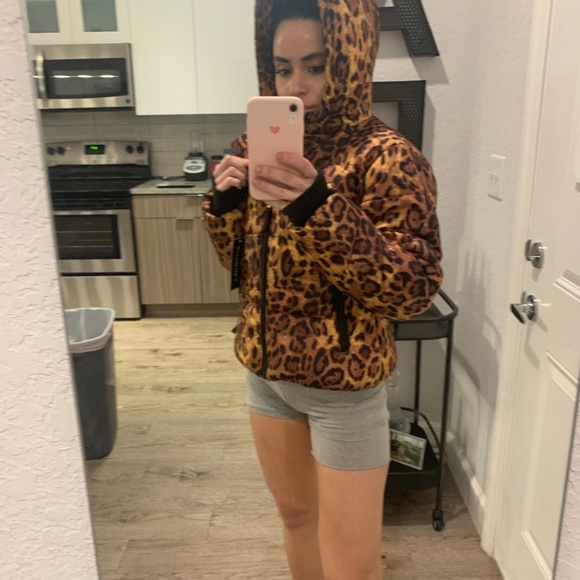 Leopard puffer - Picture 12 of 15